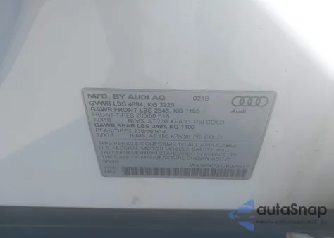 2018 Audi Q3 2.0T Premium/2.0T Sport Premium z USA, uszkodzony, nr VIN WA1ECCFS7JR026917
